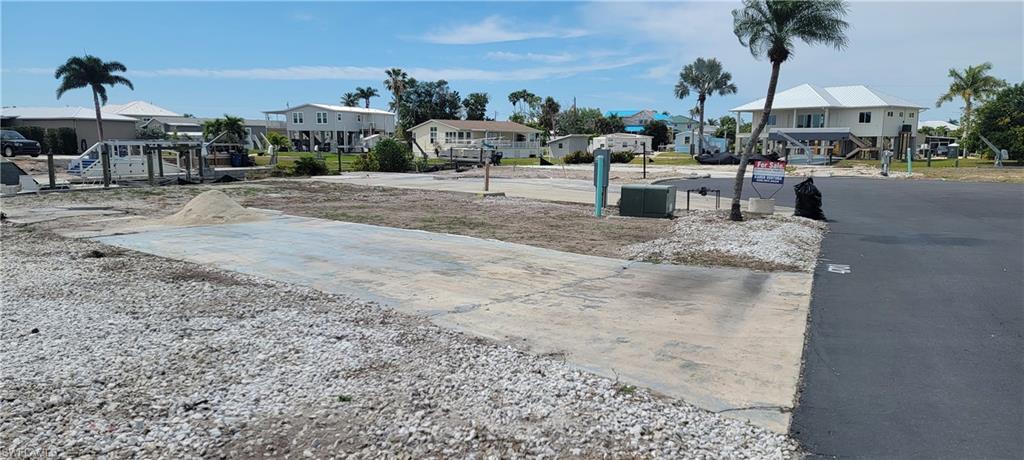 SPRING CREEK VILLAGE - Land