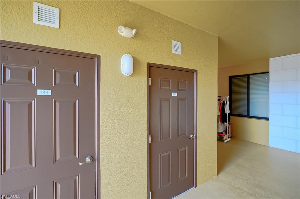 BONITA NATIONAL GOLF AND COUNTRY CLUB - Residential