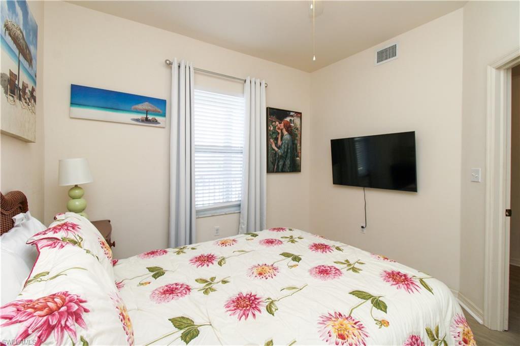 VANDERBILT VILLAS - Residential Lease