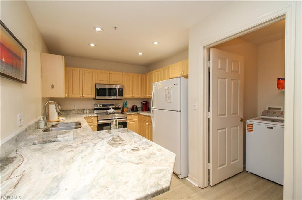 VANDERBILT VILLAS - Residential Lease