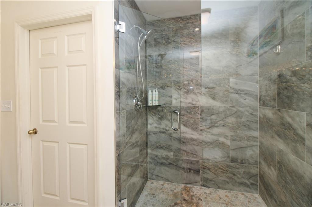 VANDERBILT VILLAS - Residential Lease