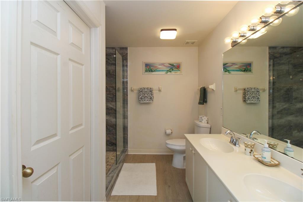VANDERBILT VILLAS - Residential Lease