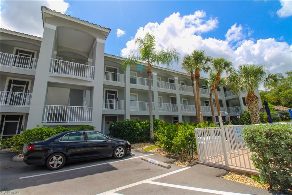 VANDERBILT VILLAS - Residential Lease
