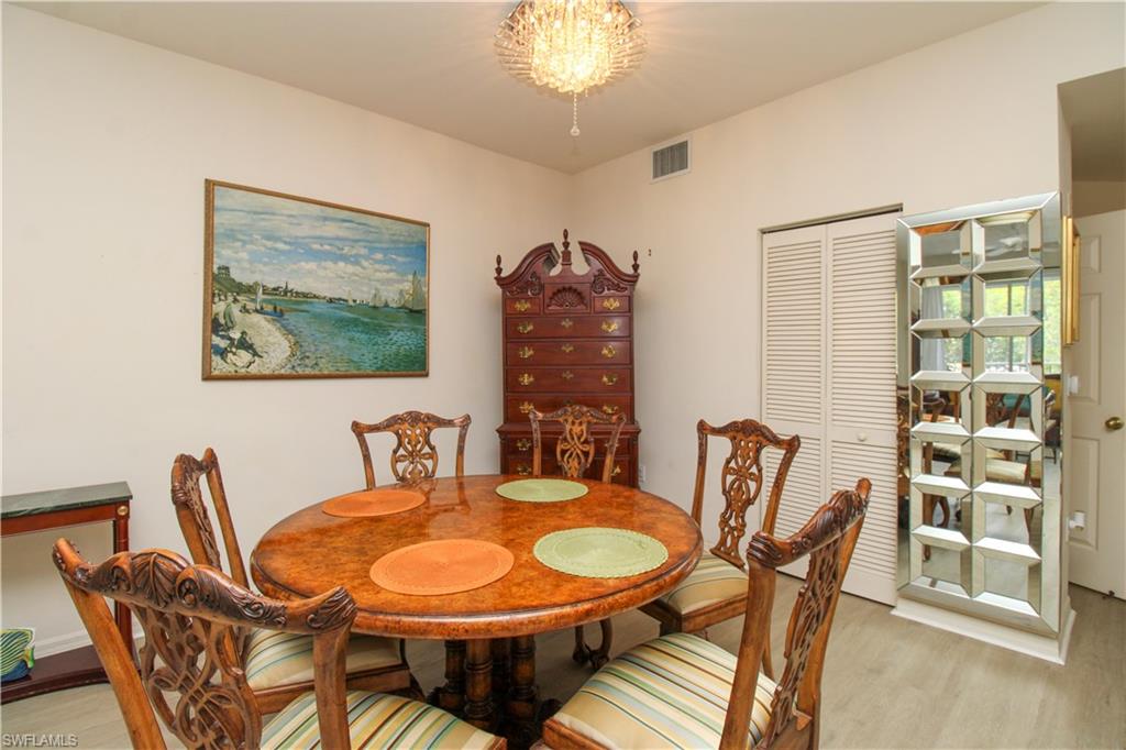 VANDERBILT VILLAS - Residential Lease