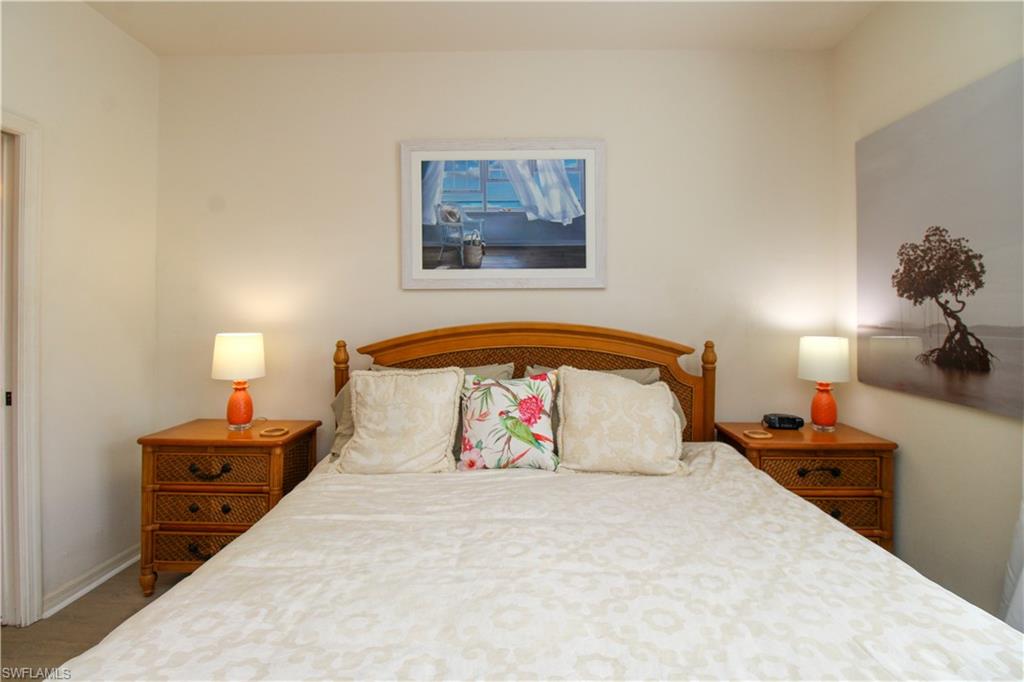 VANDERBILT VILLAS - Residential Lease