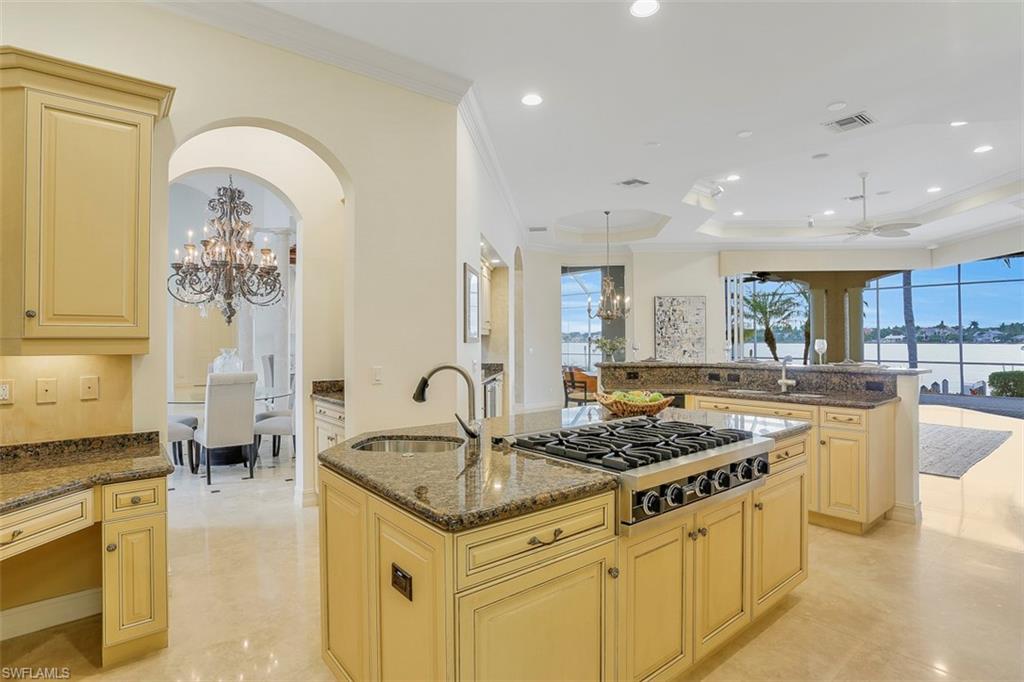 ROYAL HARBOR - Residential