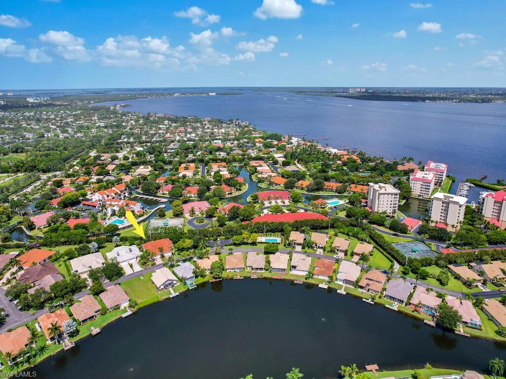 WATER'S EDGE - Residential