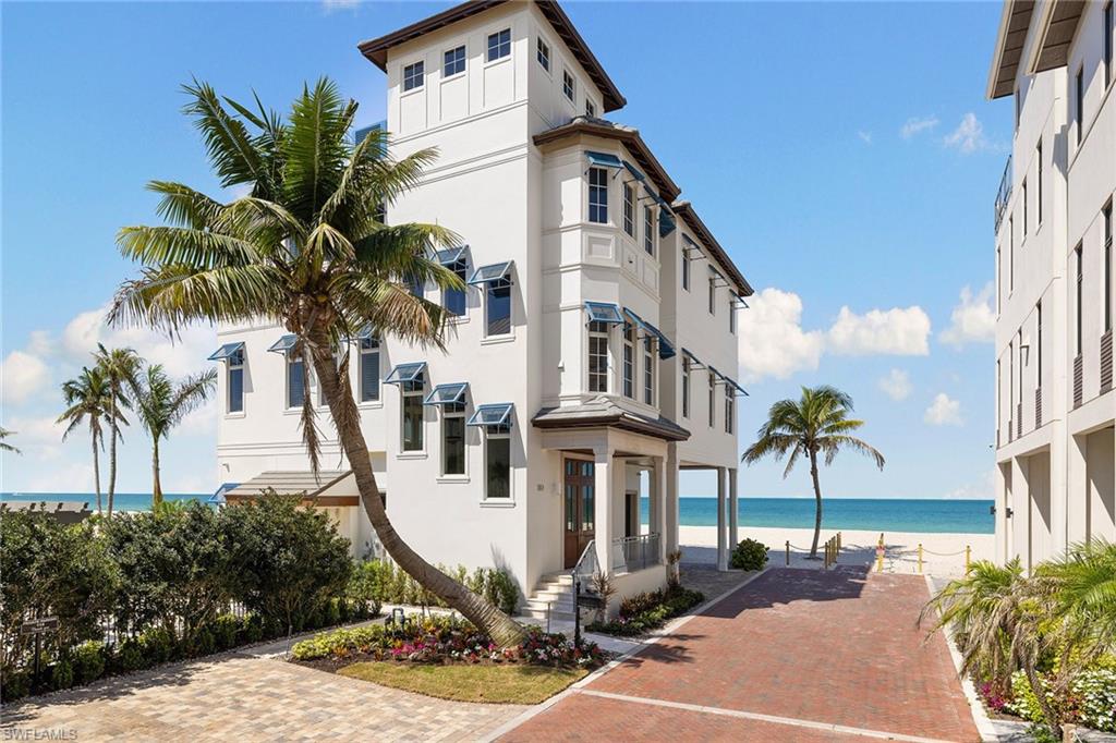 BAREFOOT BEACH - Residential