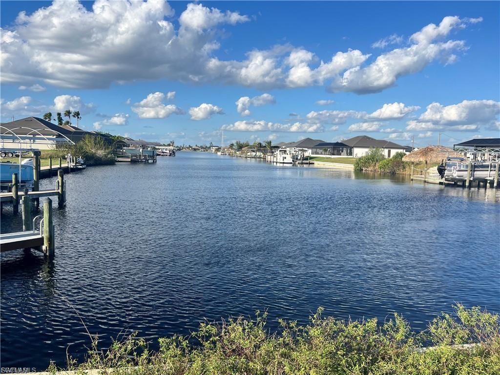 CAPE CORAL - Land