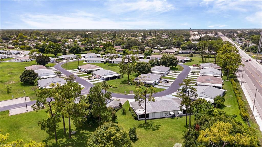 PINEWOOD CONDOMINIUM - Residential