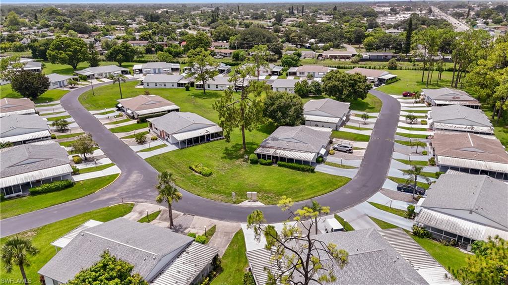 PINEWOOD CONDOMINIUM - Residential