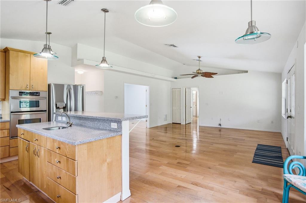 GOLDEN GATE ESTATES - Residential