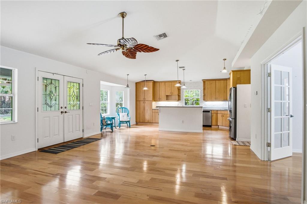 GOLDEN GATE ESTATES - Residential