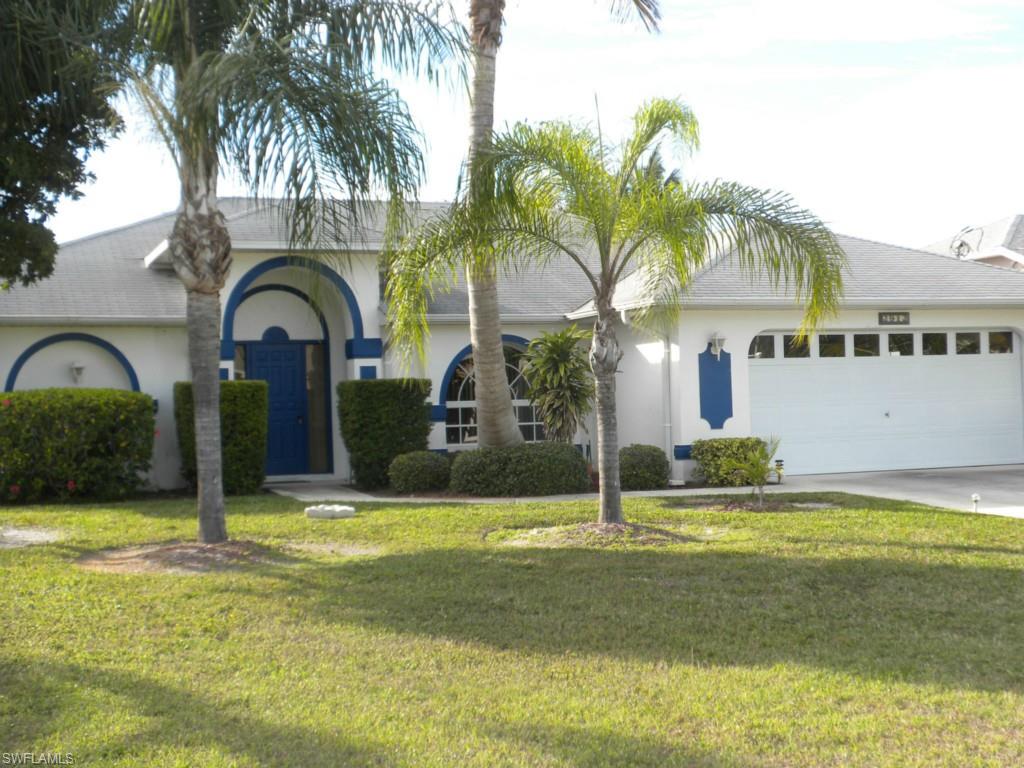 BEAUTIFUL UNIT 25 GULF ACCESS POOL HOME. ALL ASSESSMENT PAID, 3 BEDROOM 2 BATH. LIVING AND FAMILY ROOM, FORMAL DINING ROOM AND BREAKFAST NOOK. POOL IS SOLAR HEATED. SELLER MOTIVATED !

PRICE CHANGE .  TO BE SOLD AS IS ONLY !