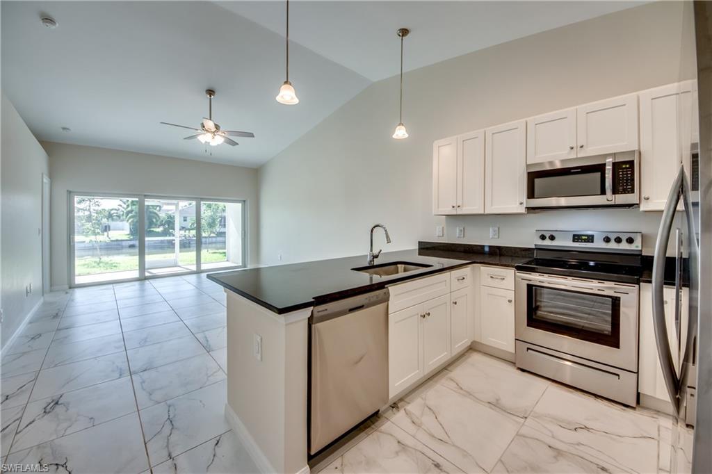 CAPE CORAL - Residential Lease