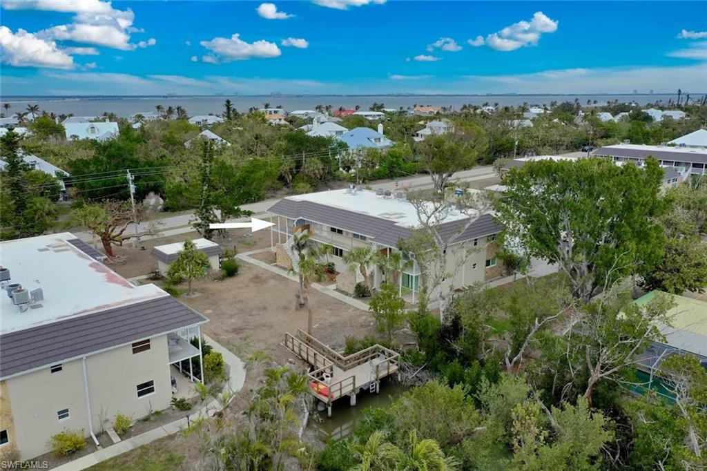 CAPTAINS WALK - Residential