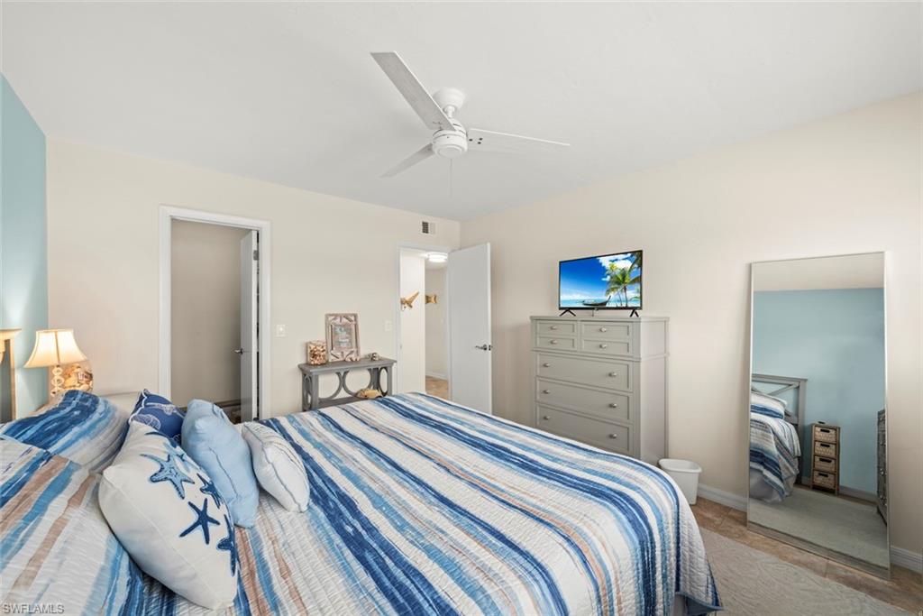 CAPTAINS WALK - Residential