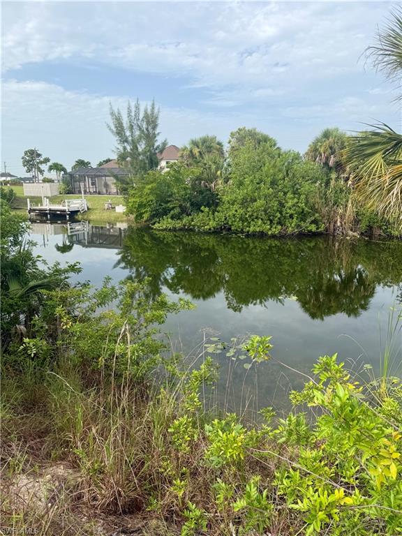 CAPE CORAL - Land