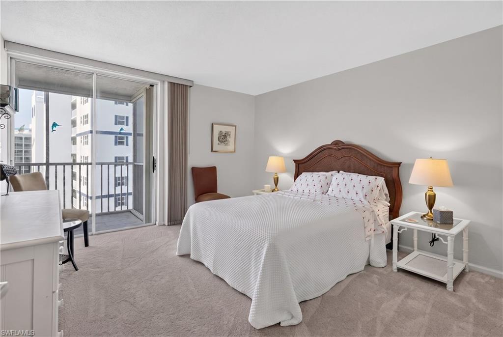 ISLAND REEF CONDO - Residential
