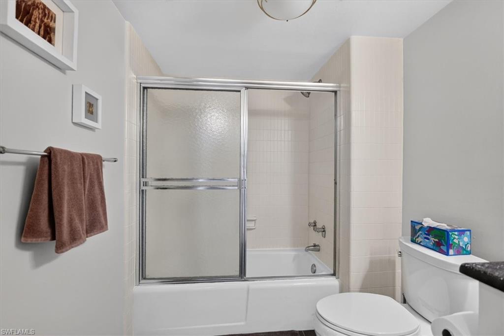 ISLAND REEF CONDO - Residential