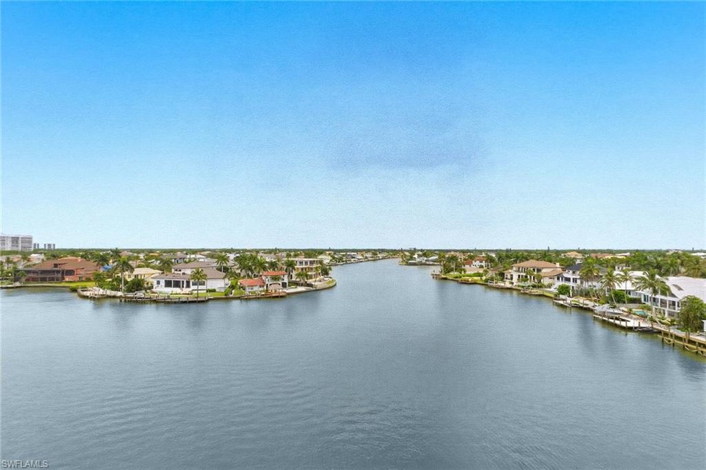 VANDERBILT BAY - Residential