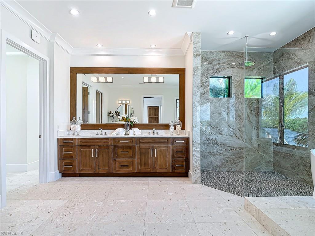 BAY HARBOUR ESTATES - Residential