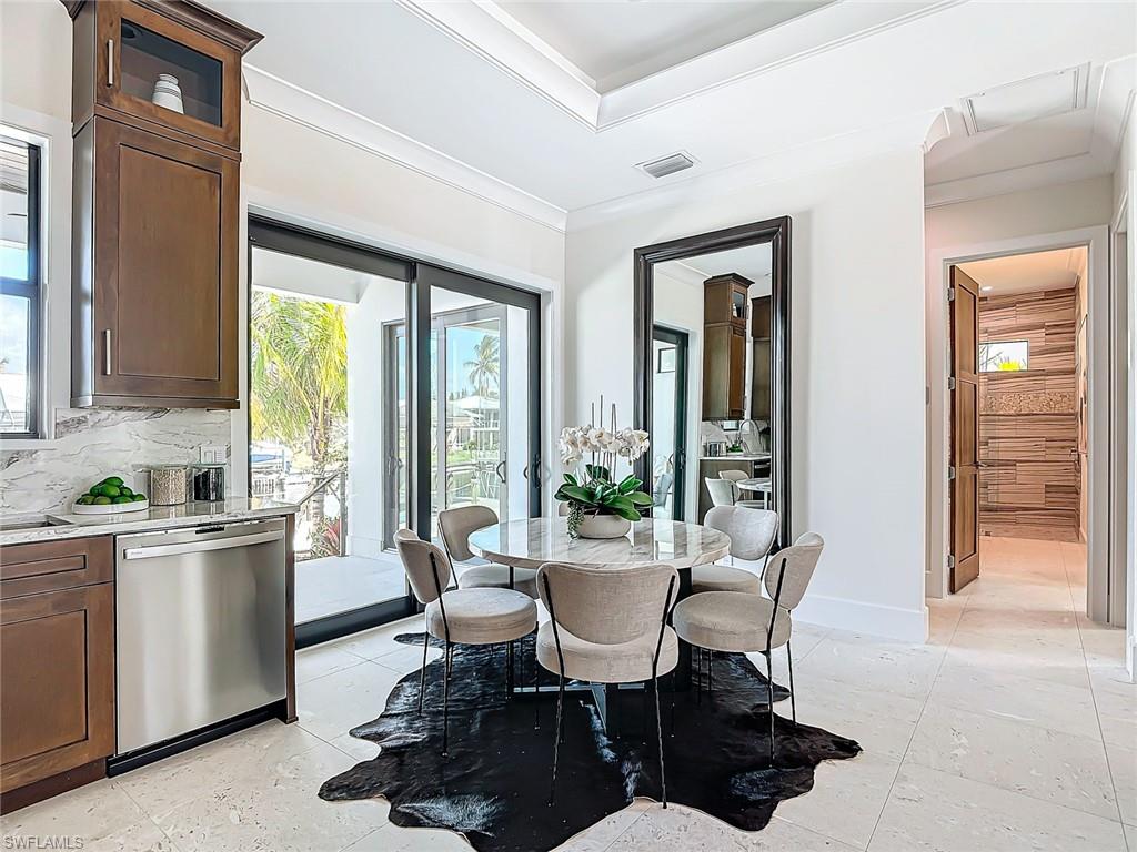 BAY HARBOUR ESTATES - Residential