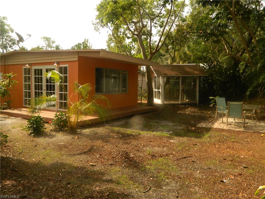 TROPICAL TRAILER PARK - Residential
