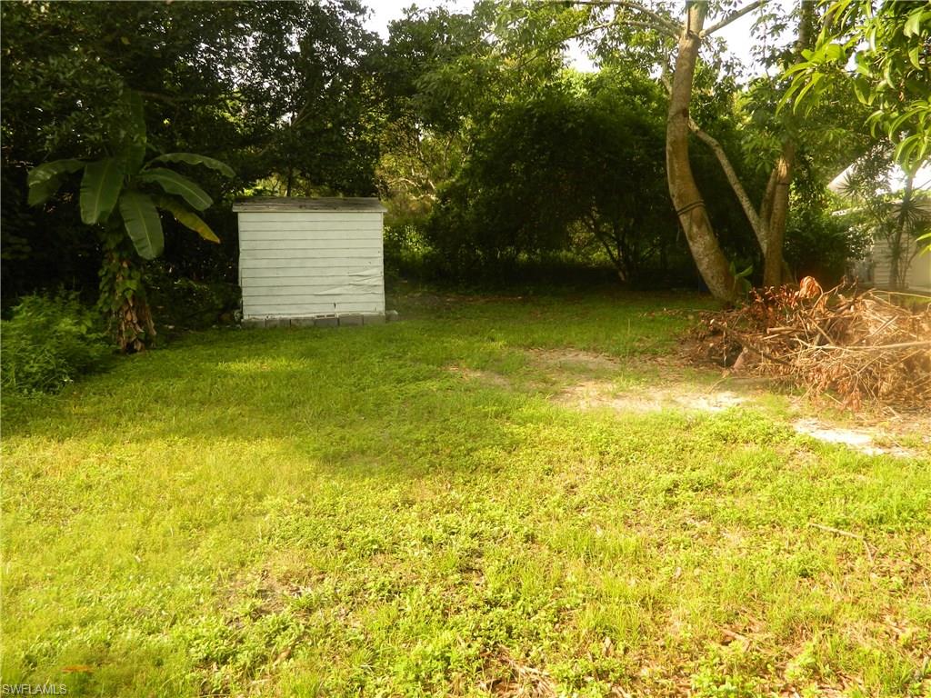 TROPICAL TRAILER PARK - Residential