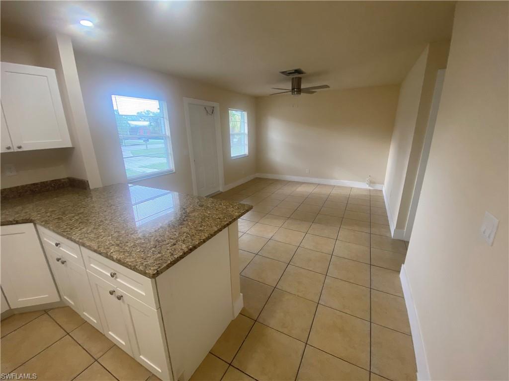 PARADISE SHORES - Residential Lease