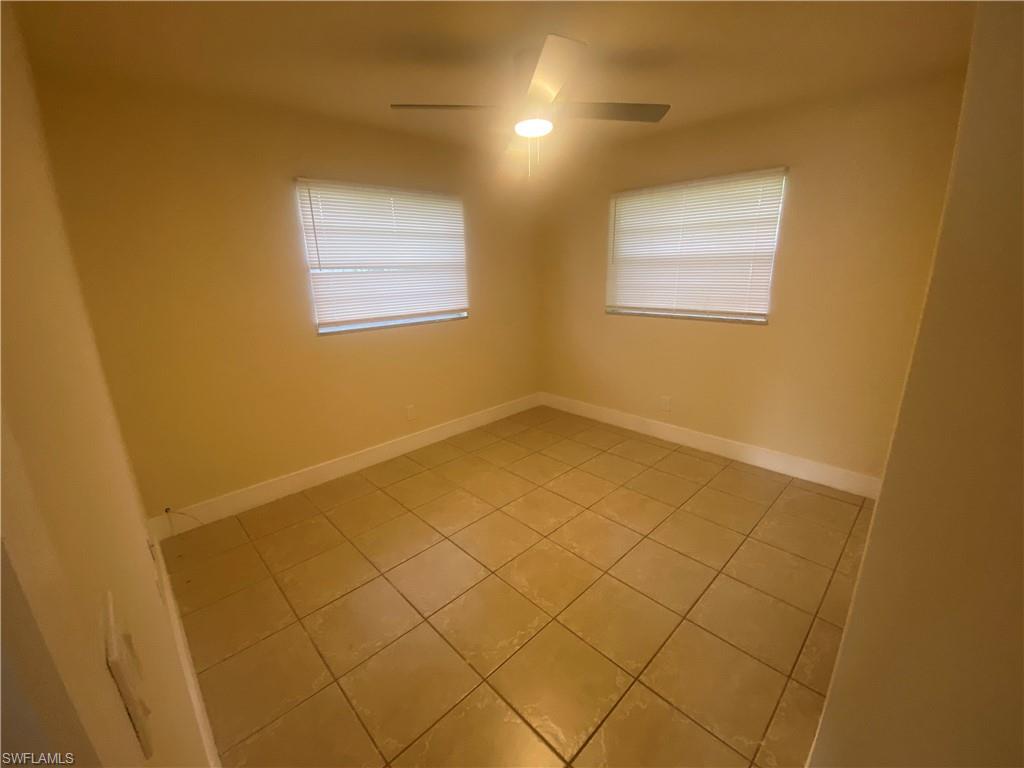 PARADISE SHORES - Residential Lease