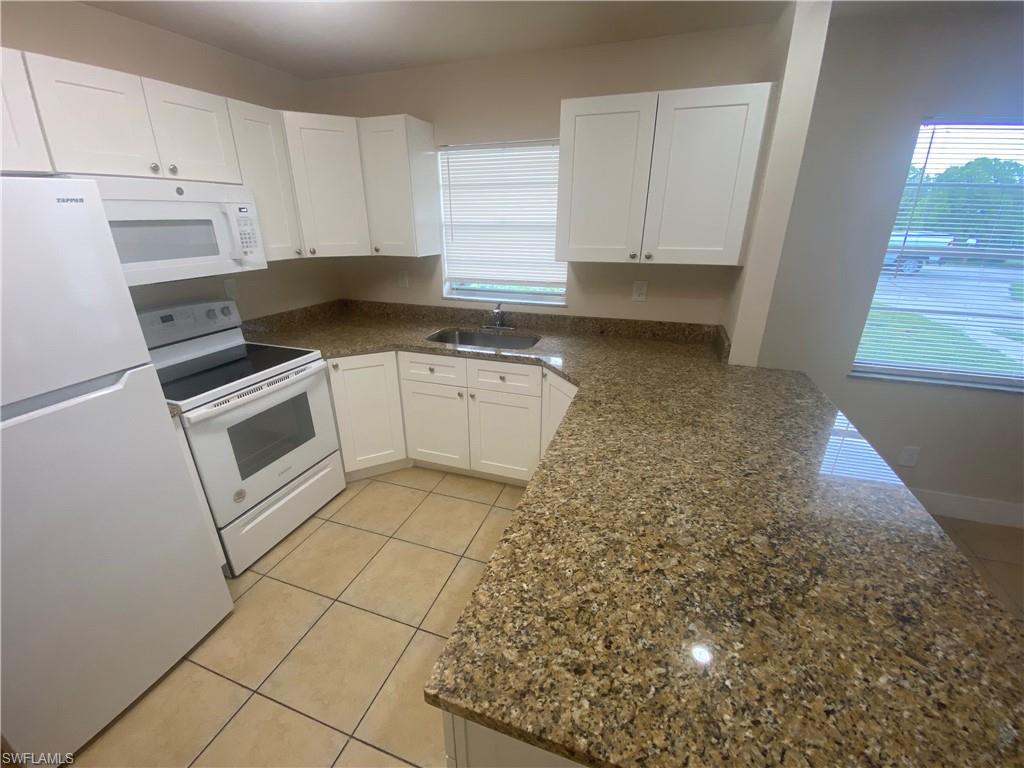 PARADISE SHORES - Residential Lease