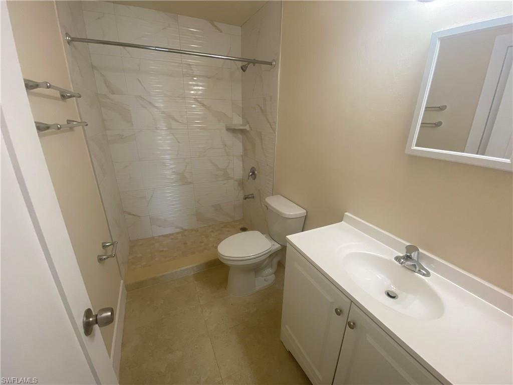 PARADISE SHORES - Residential Lease