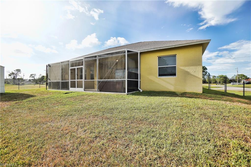 CAPE CORAL - Residential