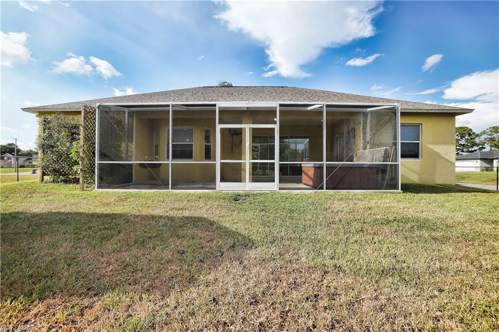 CAPE CORAL - Residential