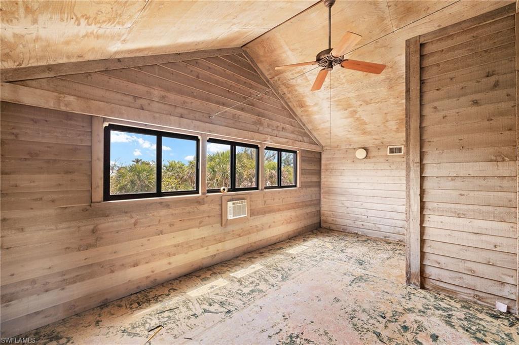 SANIBEL PINES UNREC - Residential