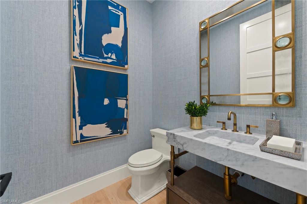 AQUALANE SHORES - Residential
