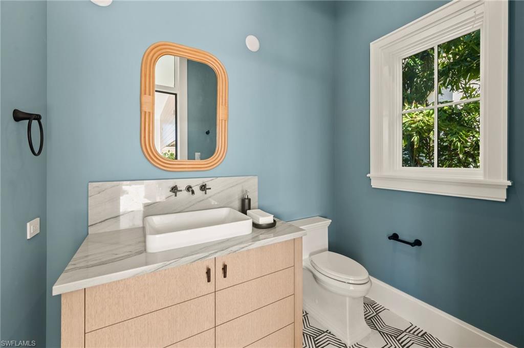 AQUALANE SHORES - Residential