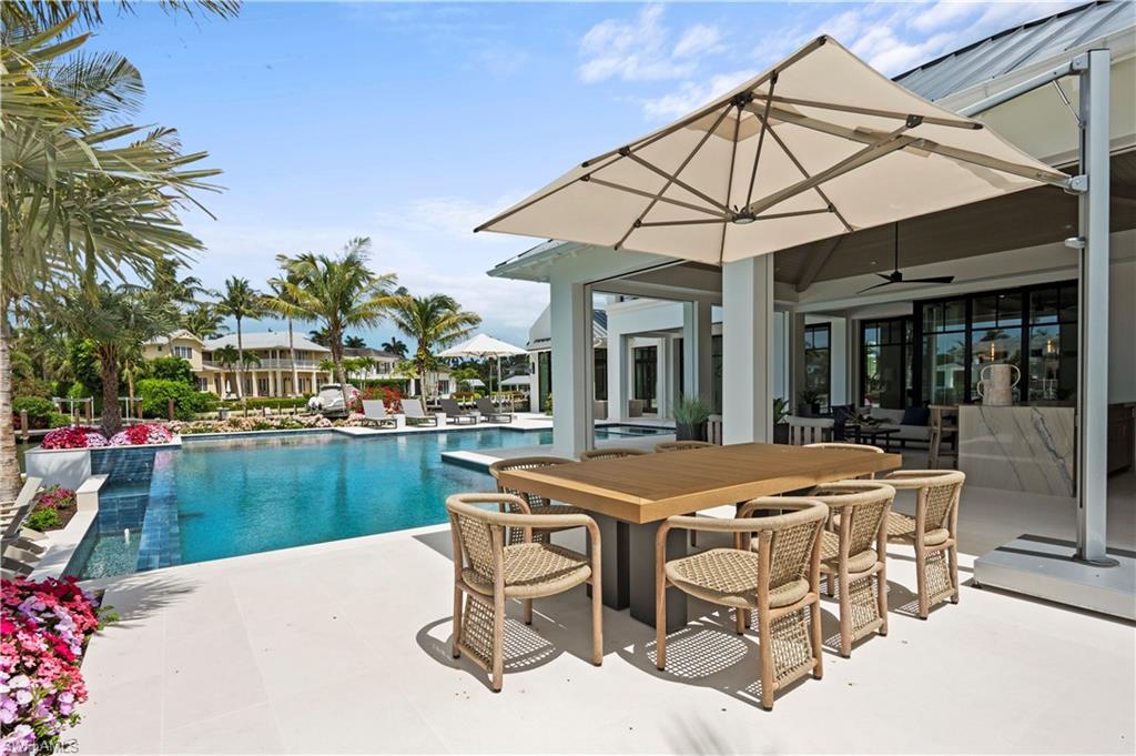 AQUALANE SHORES - Residential