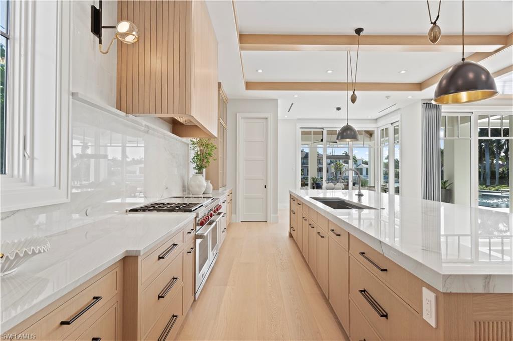 AQUALANE SHORES - Residential