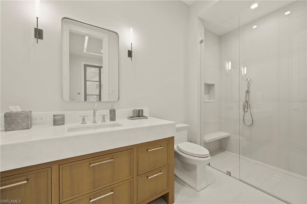 AQUALANE SHORES - Residential