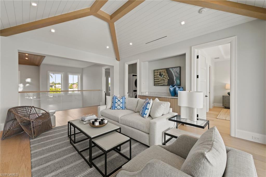 AQUALANE SHORES - Residential