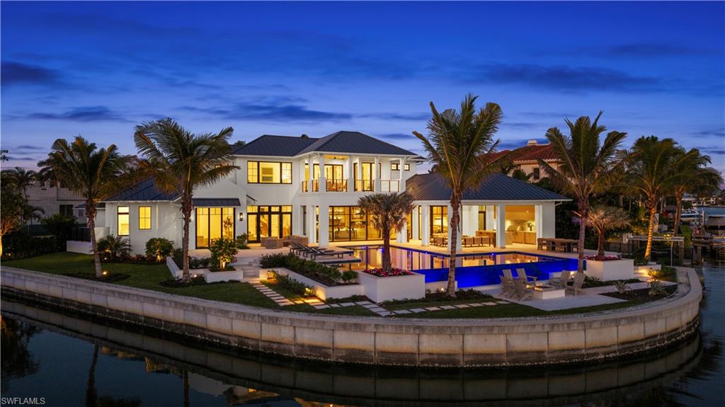 AQUALANE SHORES - Residential
