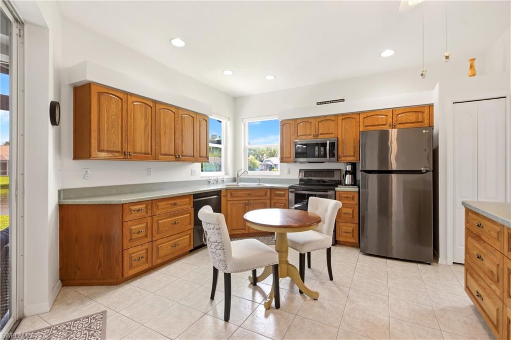 CEDAR CREEK - Residential