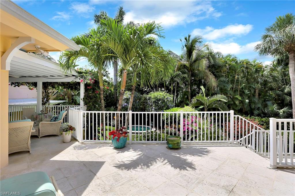 OLDE NAPLES - Residential