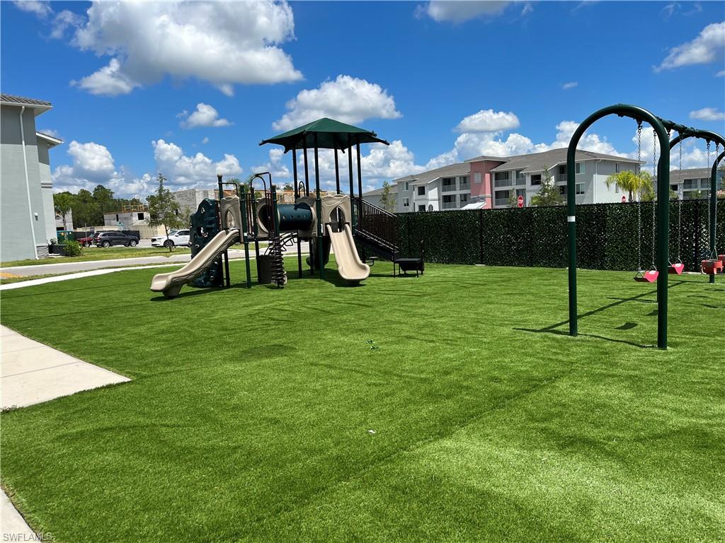 ISLES OF PORTO VISTA - Residential