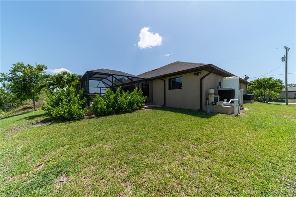 CAPE CORAL - Residential