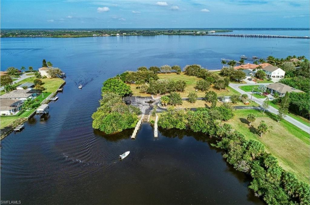 PORT CHARLOTTE - Land