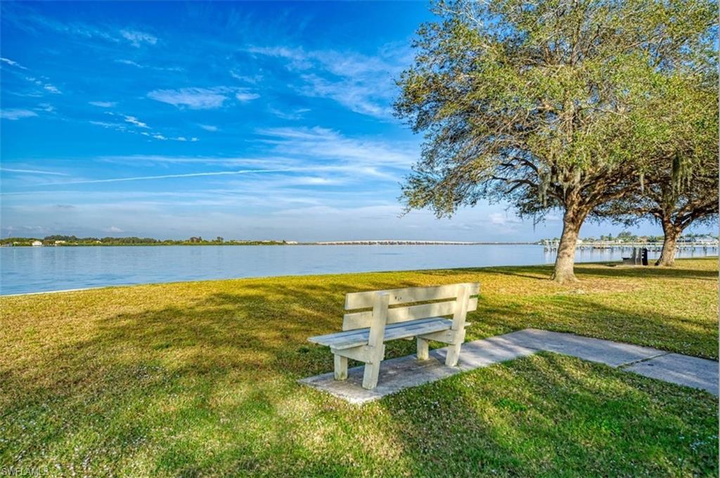 PORT CHARLOTTE - Land