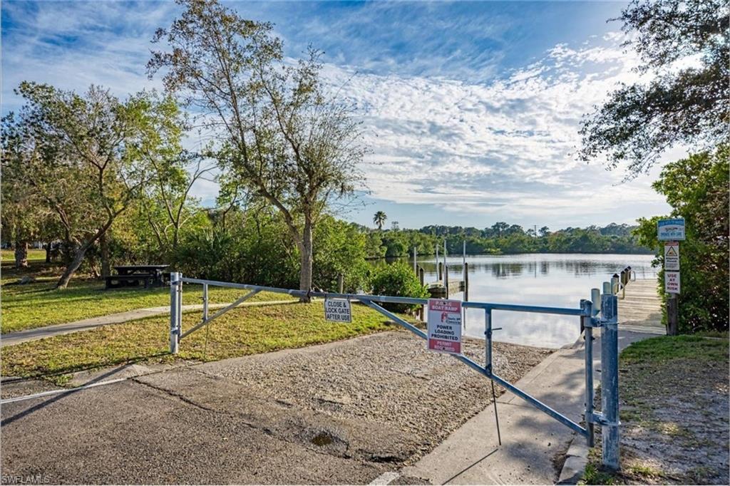 PORT CHARLOTTE - Land